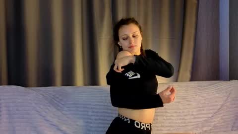 Kira online show from 01/13/26, 06:40