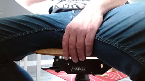 Snapshot of dhrobbert chatting on 01/14/25, 12:03 Robbert online show from 01/14/25, 12:03