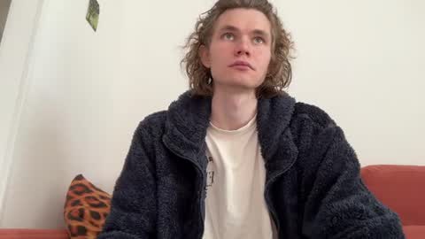 Snapshot of di_n_alex chatting on 06/19/26, 09:46 Di Alex online show from 06/19/26, 09:46