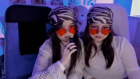 Dia online show from 04/17/26, 08:01