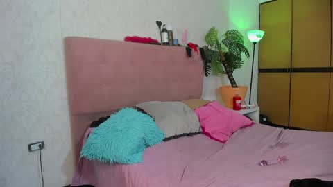 Snapshot of diabla_sexyboobs chatting on 01/18/25, 11:55 D I A B L A online show from 01/18/25, 11:55