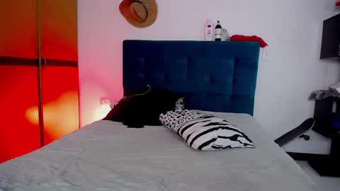 Snapshot of diabla_sexyboobs chatting on 02/27/25, 07:58 D I A B L A online show from 02/27/25, 07:58