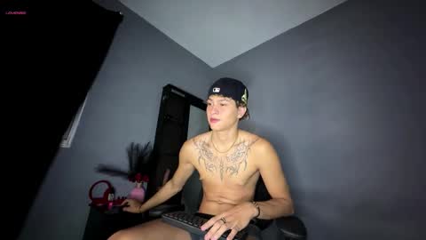 Snapshot of diago_meyer_ chatting on 11/17/25, 04:51 diago online show from 11/17/25, 04:51