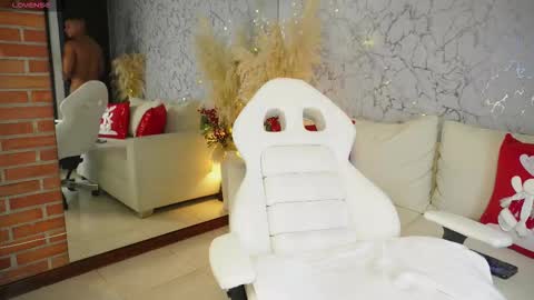 Diego online show from 12/17/25, 01:50