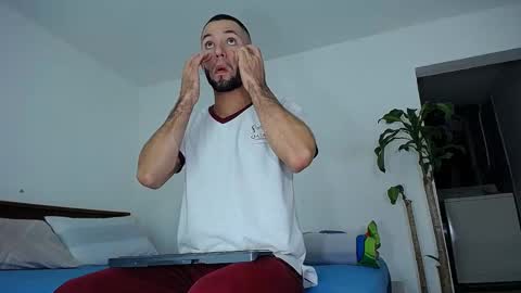 MaSSimo online show from 02/10/25, 03:57