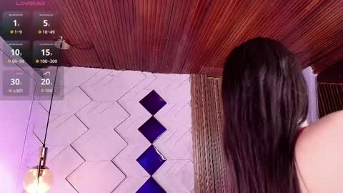 Camila and Megan online show from 11/04/25, 07:13