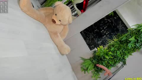 Jo online show from 02/25/25, 03:52