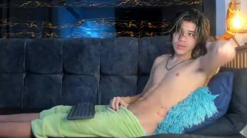 diamond_twink online show from 09/24/25, 04:05