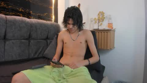 Snapshot of diamond_twink chatting on 03/21/26, 01:58 diamond_twink online show from 03/21/26, 01:58
