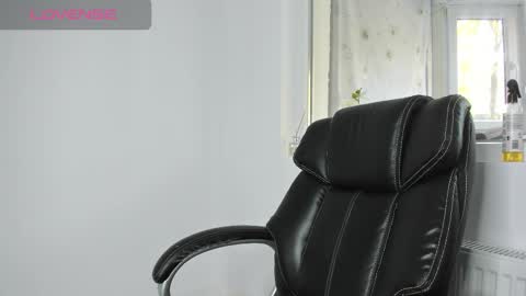 Snapshot of diamondkay_ chatting on 10/21/25, 07:53 diamondkay_ online show from 10/21/25, 07:53
