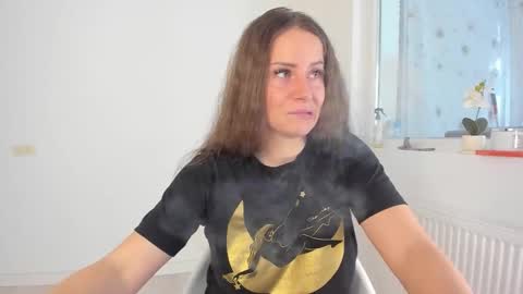 diamondkay_ online show from 02/18/26, 07:26