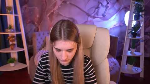 DiamondNina online show from 03/22/26, 08:12