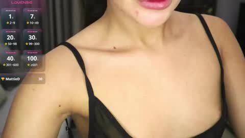 Snapshot of diamondpixie chatting on 02/17/25, 10:03 Iris online show from 02/17/25, 10:03