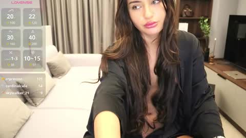 Snapshot of diamondpixie chatting on 03/06/25, 12:00 Iris online show from 03/06/25, 12:00