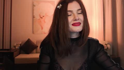 Diana DeLua online show from 09/30/25, 06:13