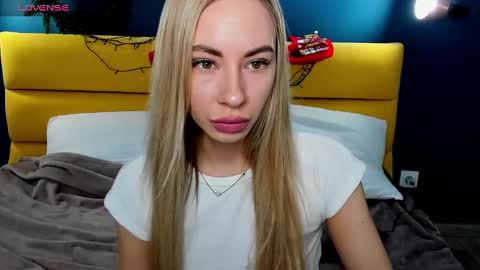 Diana  online show from 12/22/24, 01:45