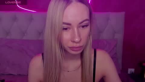 Diana  online show from 02/11/25, 08:48