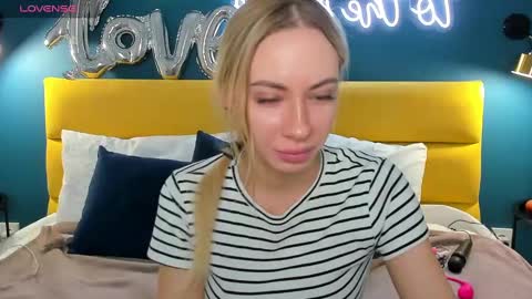 Diana  online show from 03/03/25, 01:42