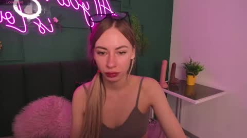 Diana  online show from 02/23/26, 02:42