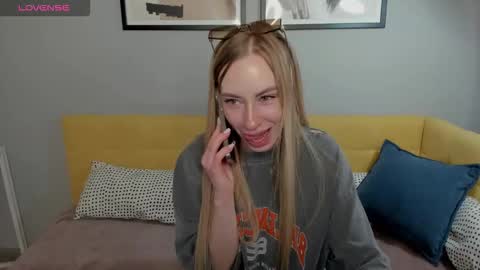 Diana  online show from 03/19/26, 08:51