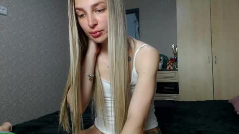 Snapshot of diana_lambert chatting on 05/23/26, 07:40 diana_lambert online show from 05/23/26, 07:40