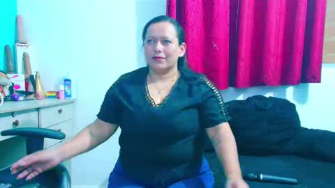 Diana Lozano online show from 02/12/26, 04:18