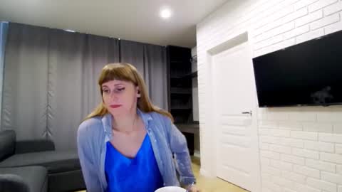 diana_meridor online show from 10/12/25, 02:05