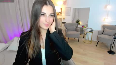 Diana online show from 03/12/26, 01:28