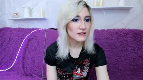 Snapshot of dianabardot chatting on 05/31/26, 10:00 dianabardot online show from 05/31/26, 10:00