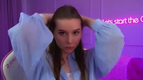 Snapshot of dianabecker chatting on 06/20/26, 06:27 Diana online show from 06/20/26, 06:27