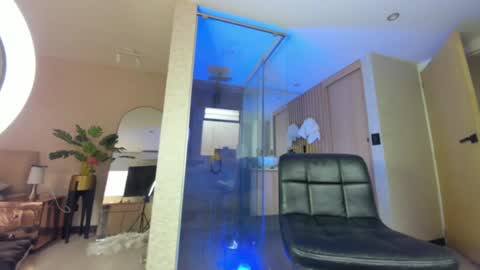 dianac1998 online show from 04/13/26, 05:18