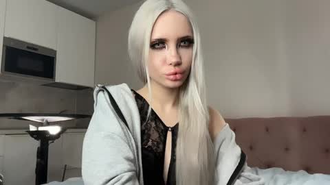 Diana  online show from 04/04/26, 05:49