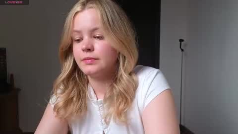 Olga online show from 06/18/26, 04:11