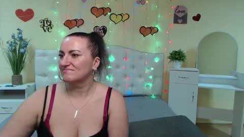 Diana online show from 03/12/25, 01:08