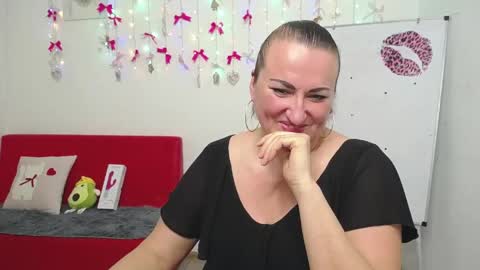 Diana online show from 04/21/26, 06:12