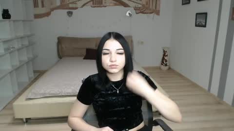 Diana online show from 12/01/25, 06:51