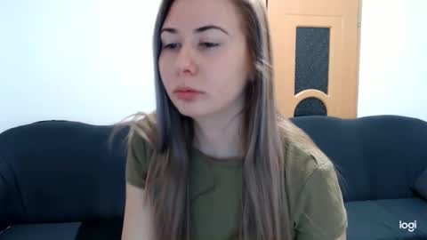 dianasmiey7 online show from 12/19/24, 08:56