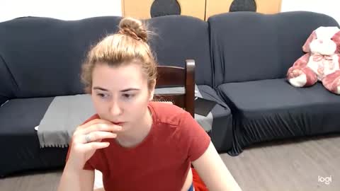 dianasmiey7 online show from 01/22/25, 09:43