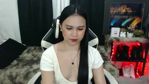 Snapshot of diane_intownx chatting on 01/20/25, 12:07 Diane online show from 01/20/25, 12:07