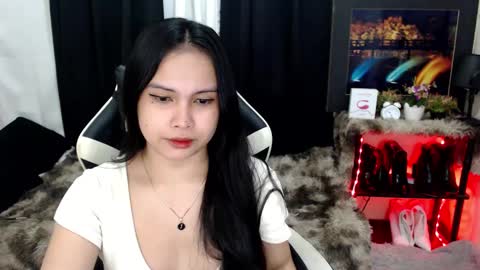 Snapshot of diane_intownx chatting on 01/23/25, 05:52 Diane online show from 01/23/25, 05:52