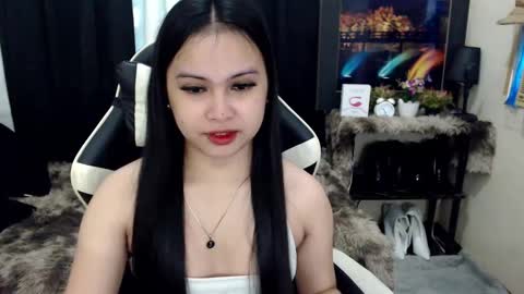 Snapshot of diane_intownx chatting on 02/01/25, 01:55 Diane online show from 02/01/25, 01:55