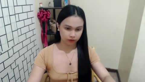 Snapshot of diane_intownx chatting on 02/05/25, 01:44 Diane online show from 02/05/25, 01:44