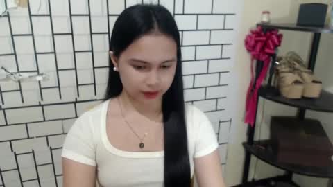 Snapshot of diane_intownx chatting on 02/08/25, 08:52 Diane online show from 02/08/25, 08:52