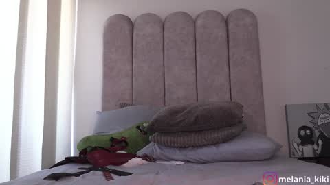 Melania   -    online show from 01/18/25, 08:40