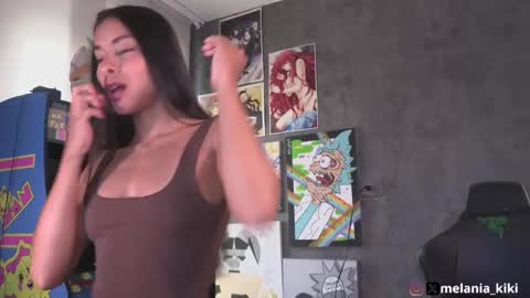 Melania   -    online show from 09/08/25, 09:25