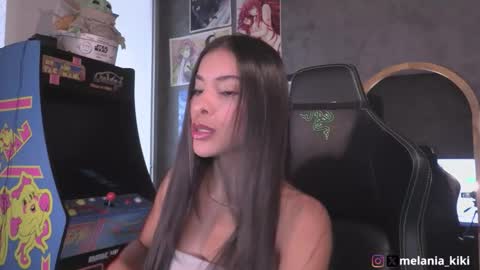 Melania   -    online show from 11/27/25, 10:12