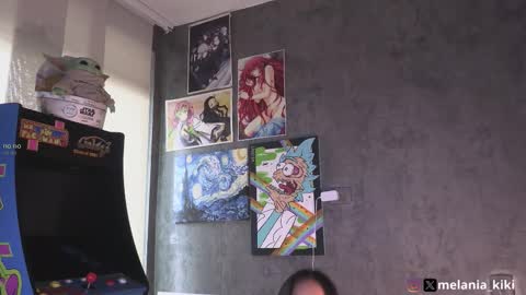 Melania   -    online show from 11/28/25, 09:06