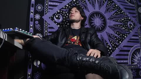 DICAPRIO online show from 02/06/25, 12:22