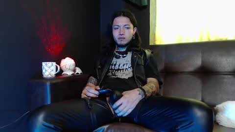 DICAPRIO online show from 05/18/26, 04:13
