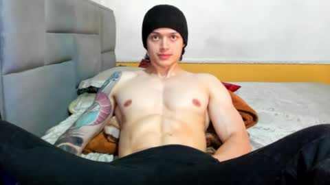 jhon online show from 04/29/26, 08:15